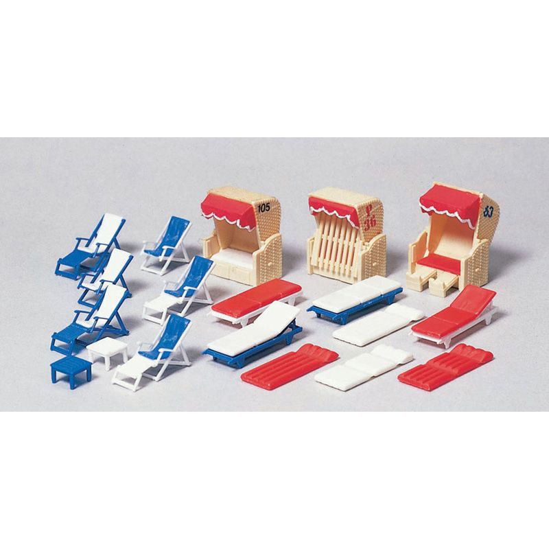 Preiser 17308 - Deck chairs, beds, beach chairs
