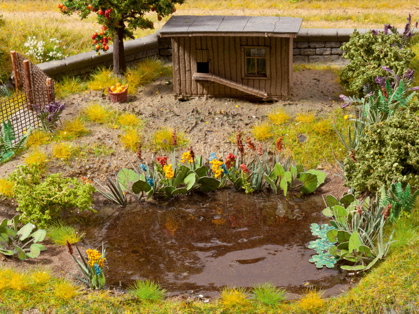 Noch 14052 - Water and Riverside Plants