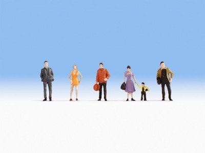 Noch 18101 - Pedestrians