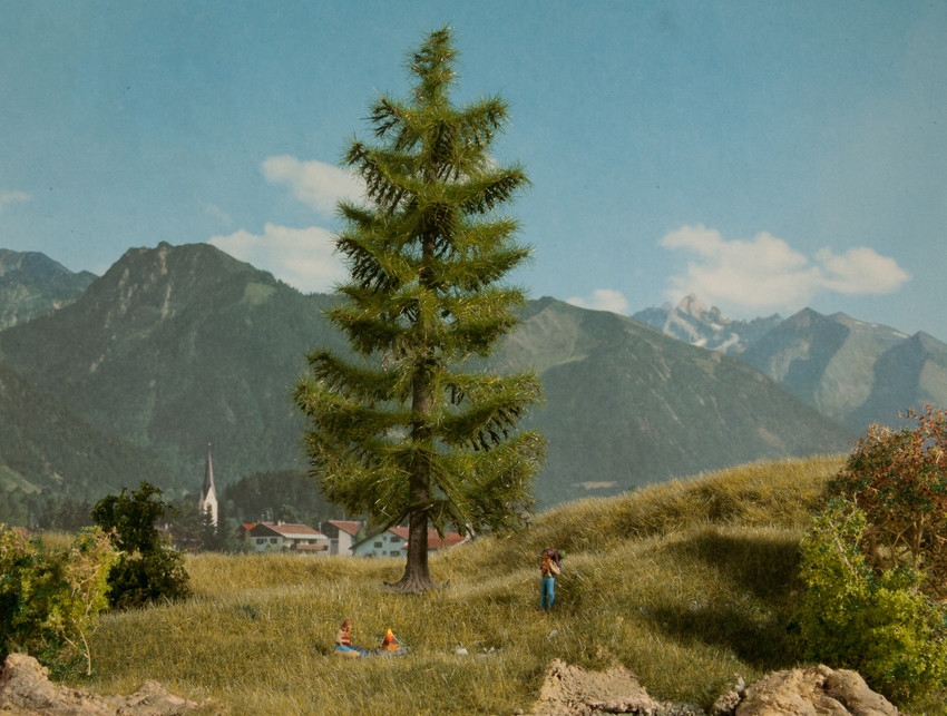 Noch 21817 - Spruce Tree 18,5cm