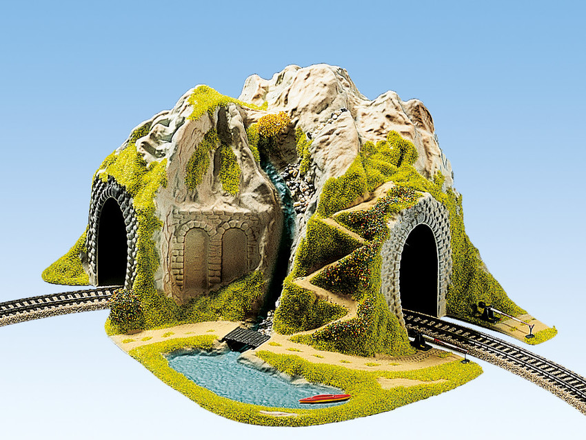 Noch 05170 - Corner Tunnel