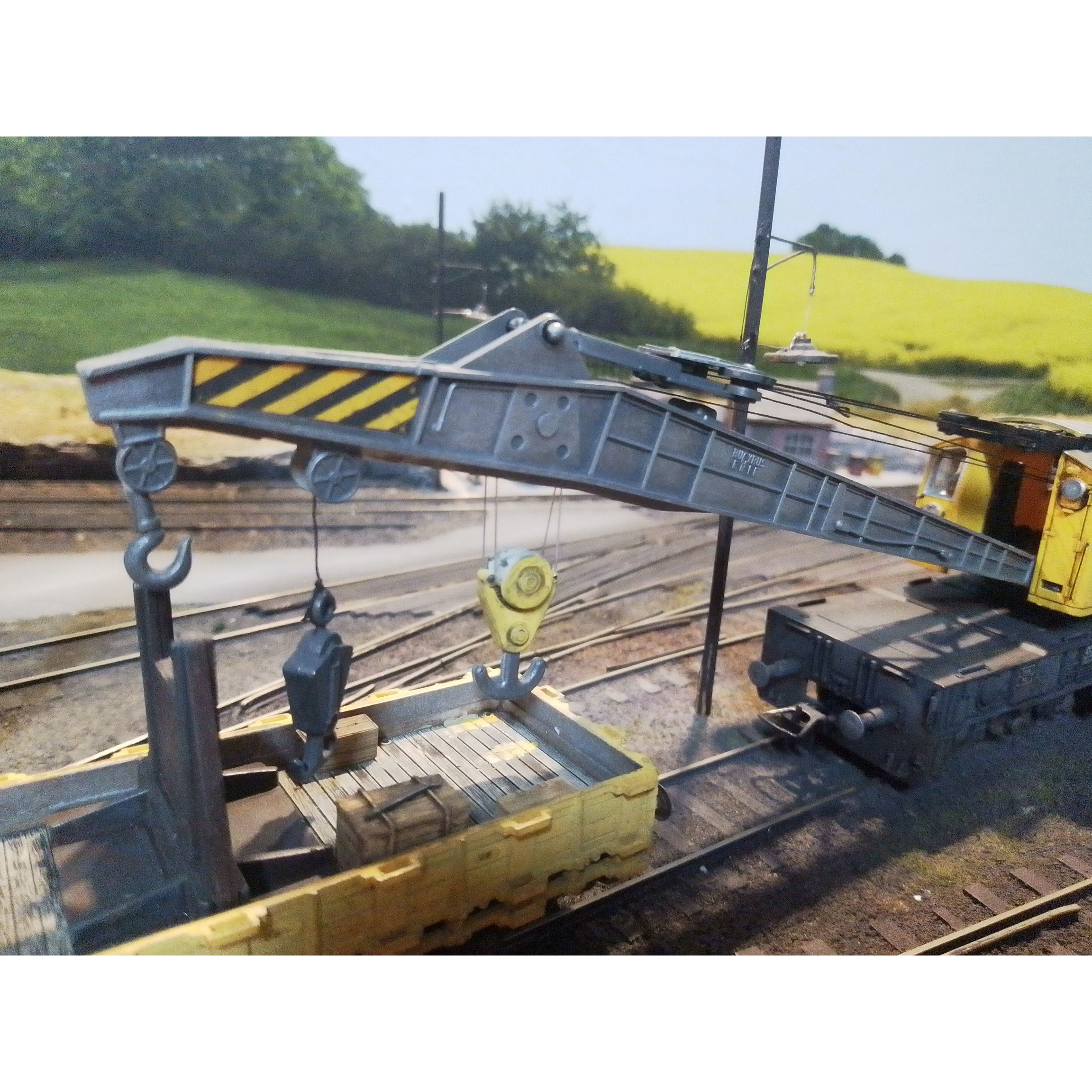 Roco 46331 - Crane car with barrier car, DB, weathered super detailed, preowned - Image 4