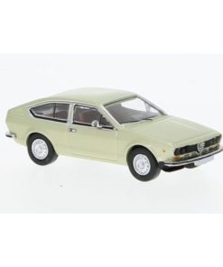 Brekina PCX870426 - Alfa Romeo Alfetta GT, metalic light green 1974