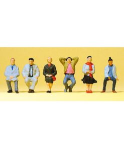 Preiser 10537 - Seated passengers