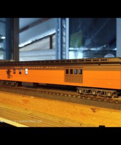Rivarossi Baggage car, Milwaukee